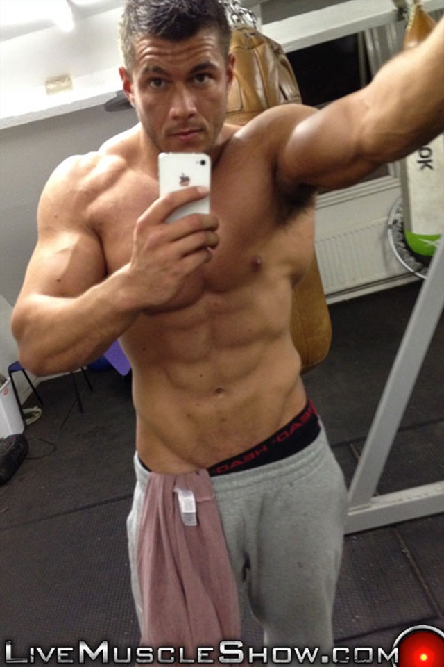 Joshua-Armstrong-Live-Muscle-Show-Gay-Porn-Naked-Bodybuilder-nude-bodybuilders-gay-fuck-muscles-big-muscle-men-gay-sex-006-gallery-video-photo