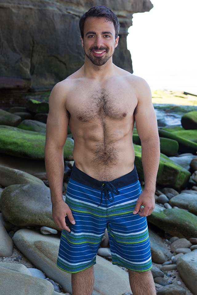 Sean-Cody-bearded-Eddie-beautiful-gorgeous-hairy-chest-fur-hair-ass-cheeks-bubble-butt-average-dick-004-male-tube-red-tube-gallery-photo